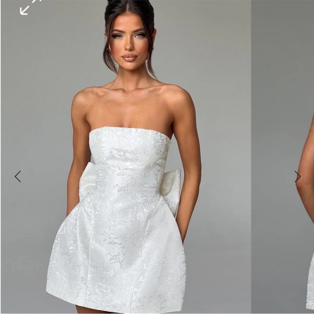 Elegant White Strapless Dress